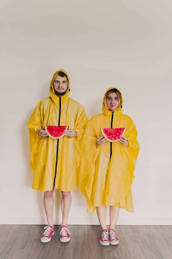 Qu'est ce qu'un poncho de pluie et quelle est son utilité?